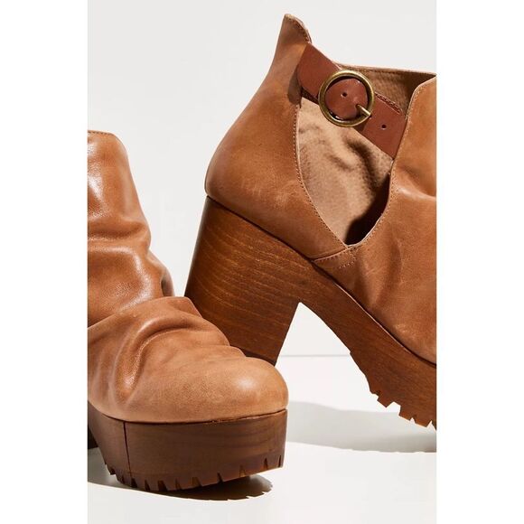 Free People FP Collection Suri Clog Booties $178 Sz 39 - Picture 3 of 3